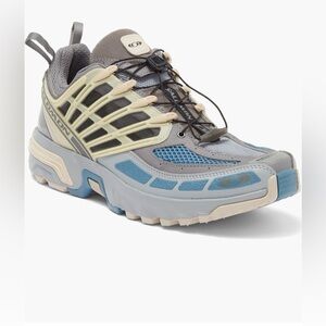 Salomon Blue and Gray 

Salomon
Gender Inclusive ACS Pro
Trail Sneaker